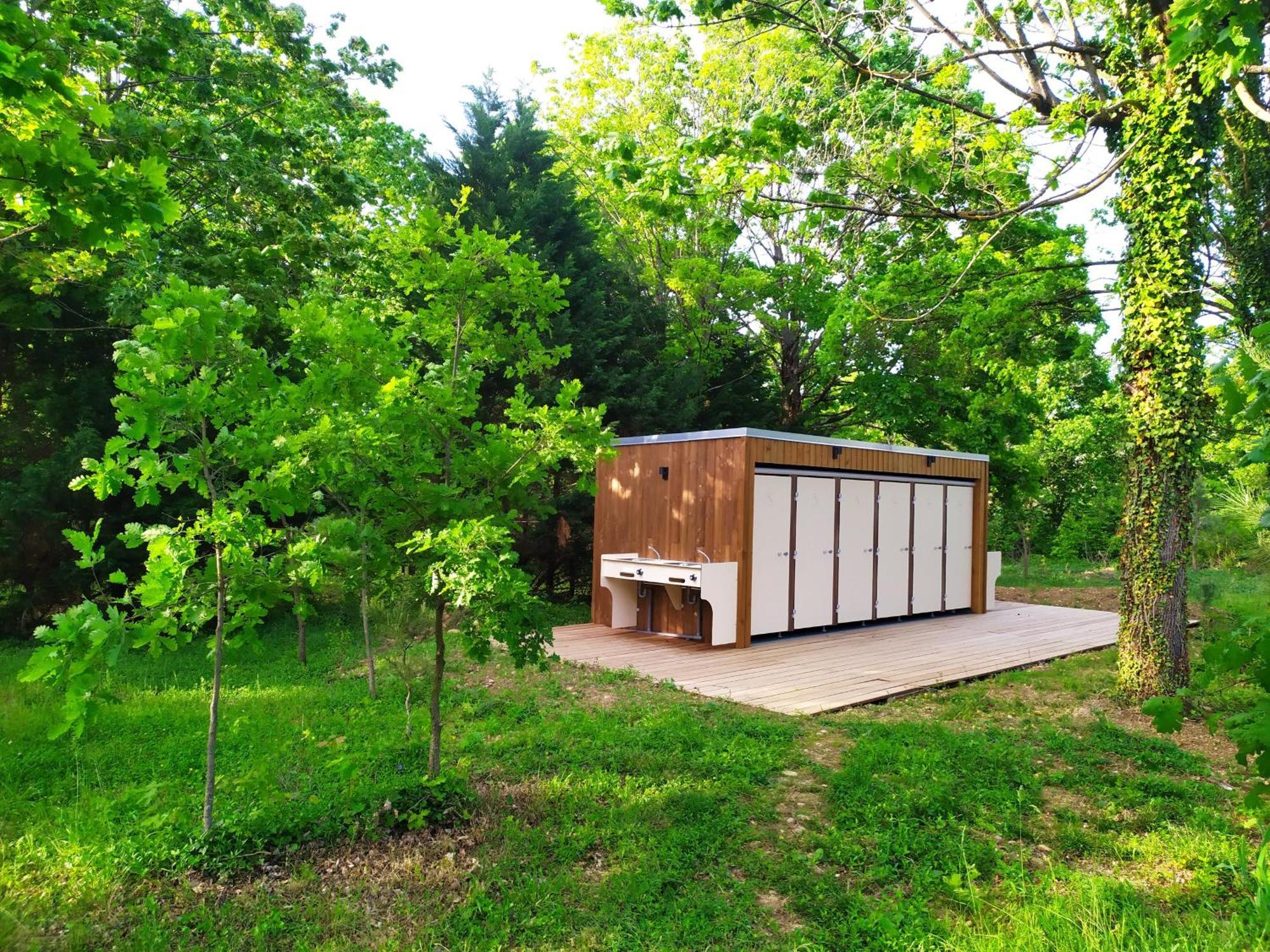 Camping Domaine De Senaud Albon Zewnętrze zdjęcie